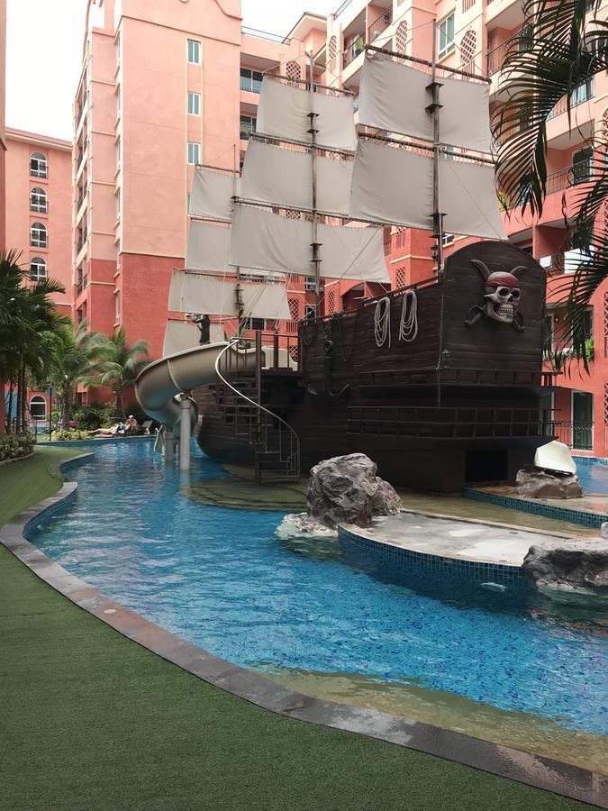 Seven Seas Resort By Pool Access Jomtien Beach Exterior photo